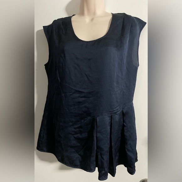 Feral Childe Tops - Feral Childe‎ Women’s Cap Sleeve silk top Sz.XL